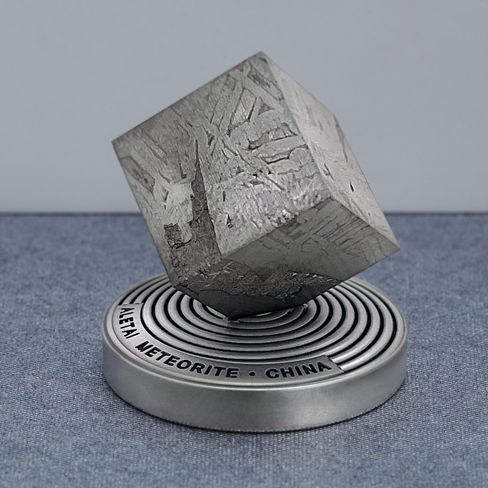 Space Cube_backgr_1000x1000.png